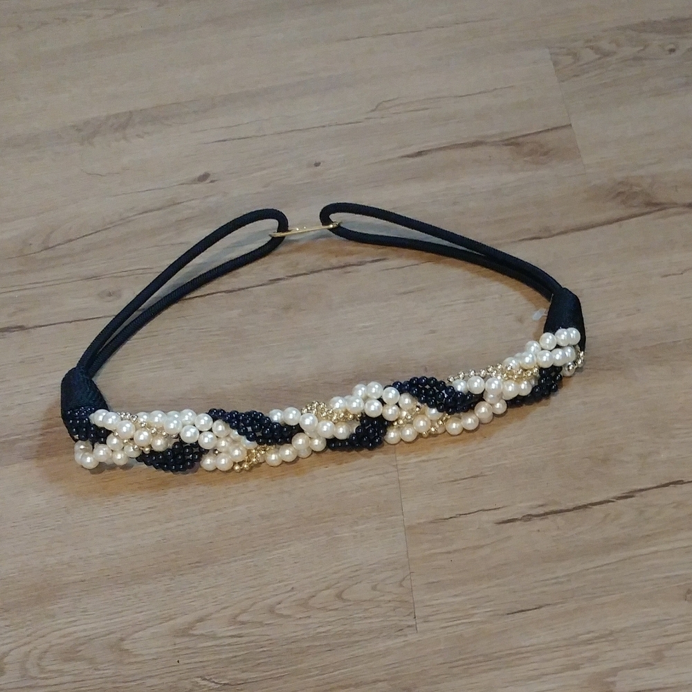 BEADED BELT black